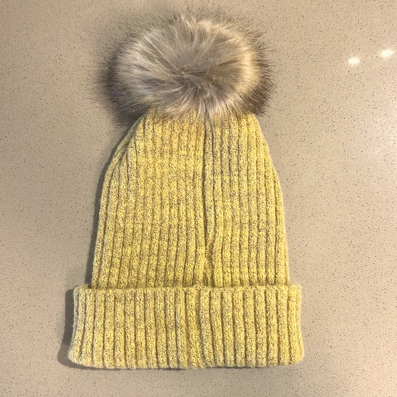 The Sunray Beanie from Virginia Wolf NWOT - Picture 2 of 3